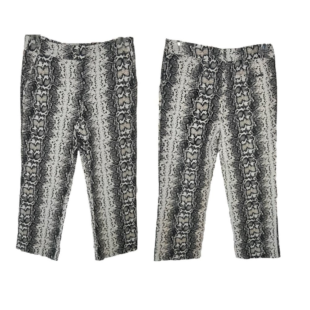 Jules & Leopold by Chapter 1 Snake Print Capris